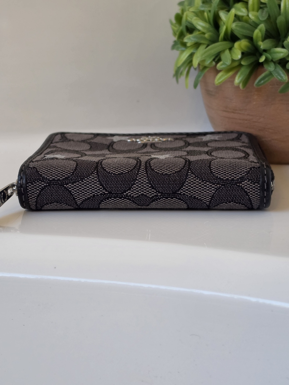 Star Zip Around Wallet - Picture 9 of 15
